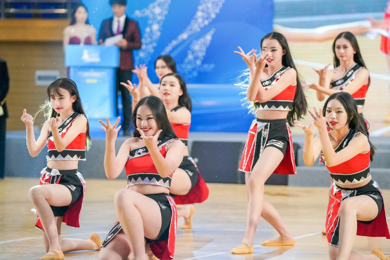 2023年云南省大学生体育舞蹈锦标赛在云南经济管理学院开幕！ 第 16 张