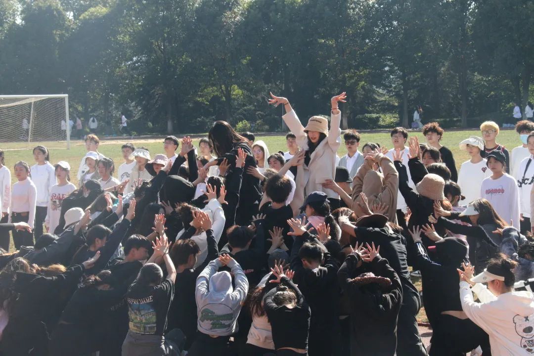 【创美艺传】运动正青春 蓄势绽风华|运动会彩排进行时（内含直播预告） 第 12 张