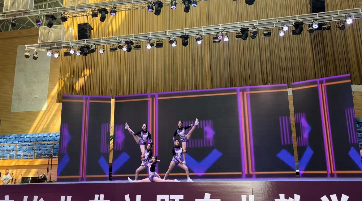 四个第一名!经管学子好样的! 四个第一名!经管学子好样的!