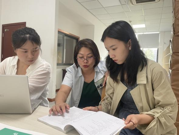 口腔医学技术专业校企合作再深化——云南经济管理学院与重庆豪迟义齿制作有限公司 共绘“豪迟订单班”新篇章 第 2 张 口腔医学技术专业校企合作再深化——云南经济管理学院与重庆豪迟义齿制作有限公司 共绘“豪迟订单班”新篇章 第 2 张