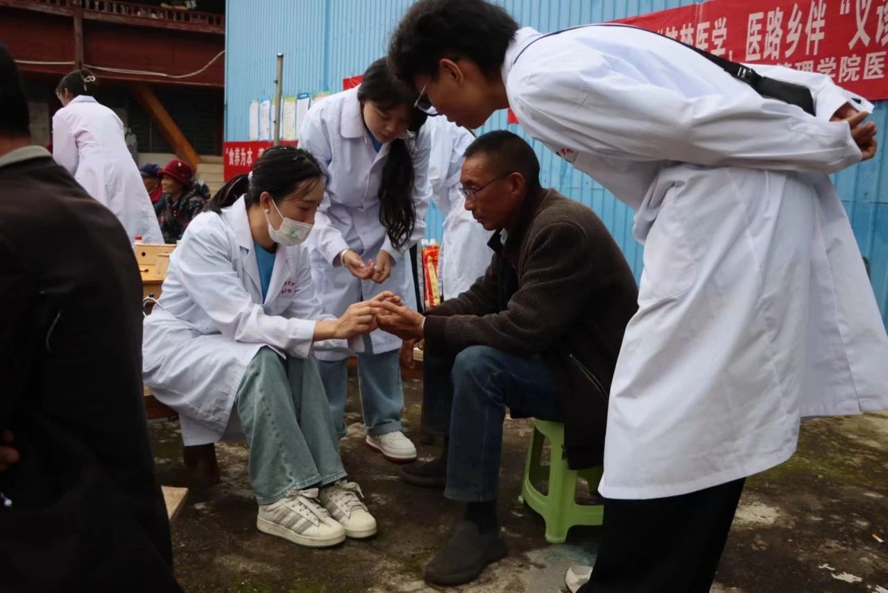 爱心传递古都塘,健康守护暖人心 第 2 张 爱心传递古都塘,健康守护暖人心 第 2 张