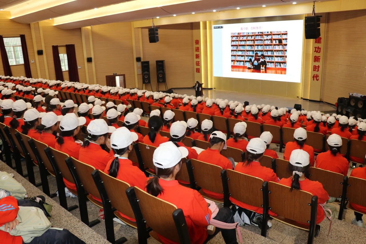 b40148536e81b85cc72aca287efebb8e.jpg b40148536e81b85cc72aca287efebb8e.jpg