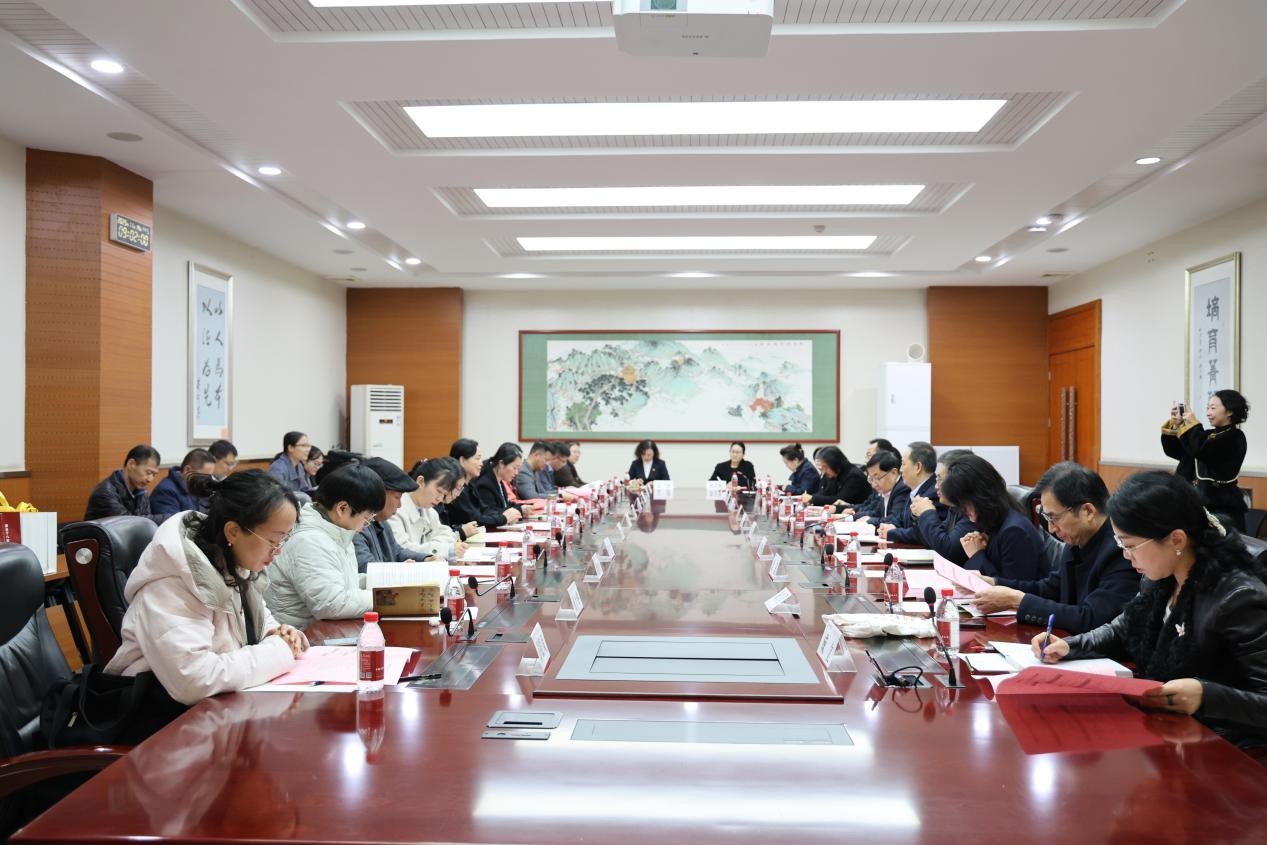 钱素平校长带队赴西安外事学院、培华学院考察学习 第 4 张 钱素平校长带队赴西安外事学院、培华学院考察学习 第 4 张