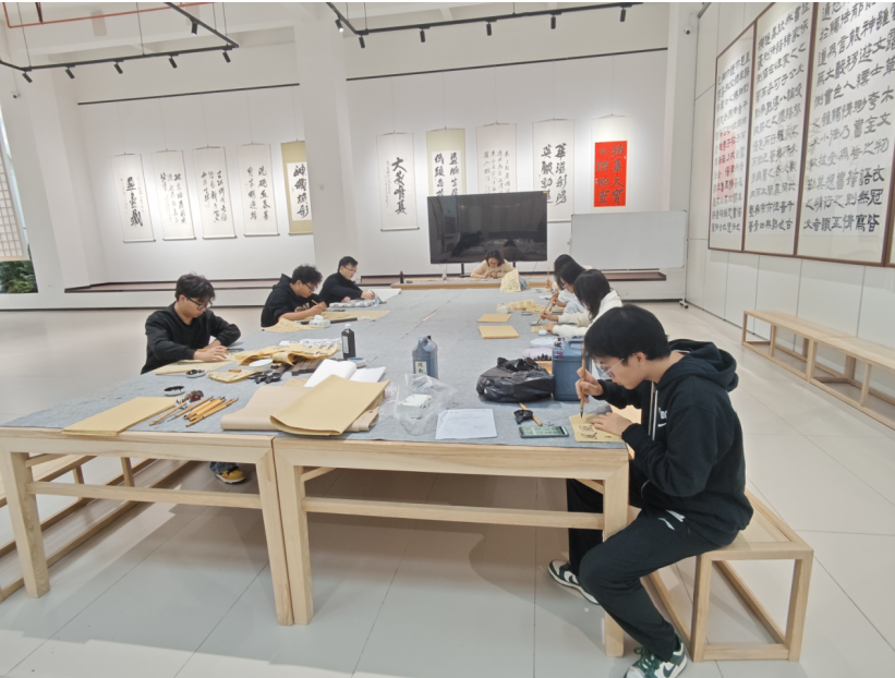 屏幕截图 2025-12-17 180849.png