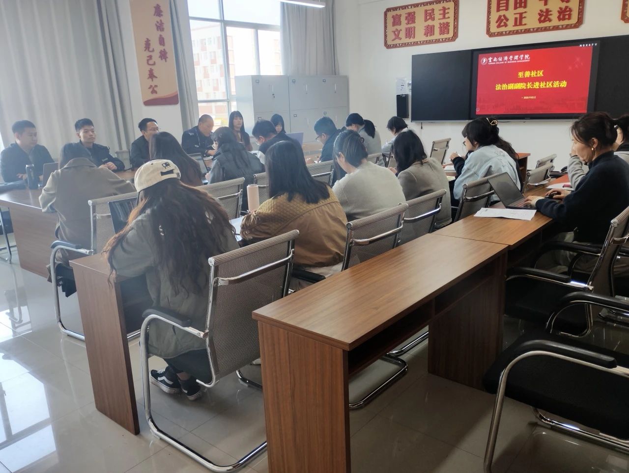 e2152e32da93ee39e5212c6c89c525a5.jpg e2152e32da93ee39e5212c6c89c525a5.jpg