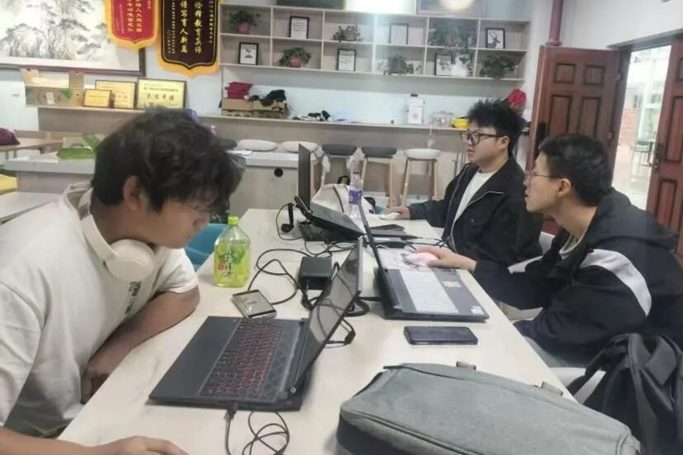 屏幕截图 2026-06-23 213110.png