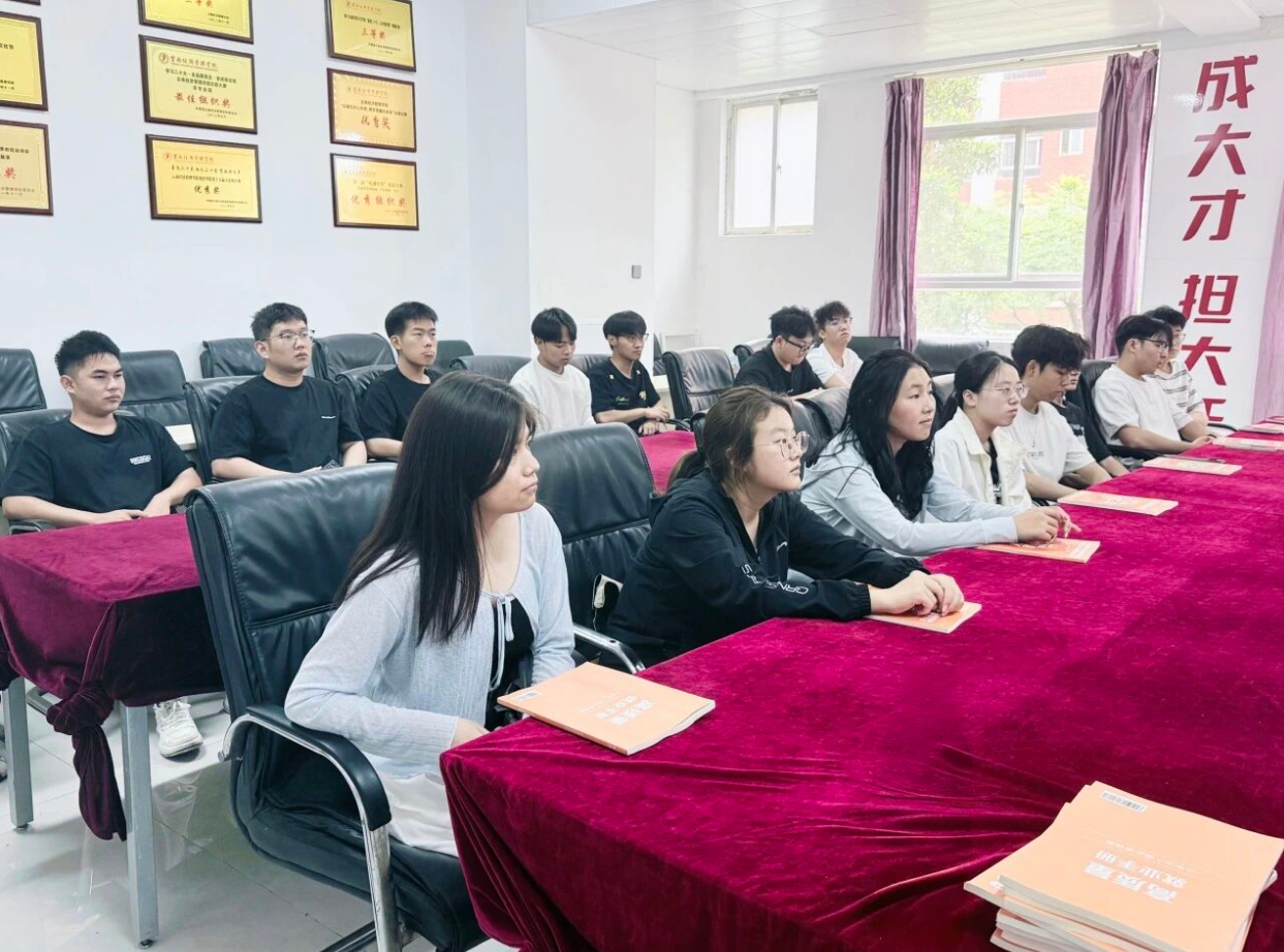 屏幕截图 2026-06-23 213826.png 屏幕截图 2026-06-23 213826.png